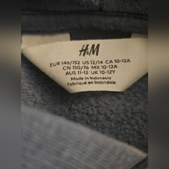 Sweatsuit - Picture 7 of 8